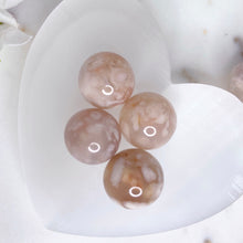 Load image into Gallery viewer, Flower Agate mini Sphere