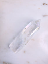 Load image into Gallery viewer, Angel Aura Quartz Point
