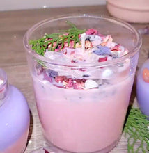 Load image into Gallery viewer, Venus Love Spell Candle