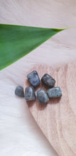 Load image into Gallery viewer, Labradorite Tumbles